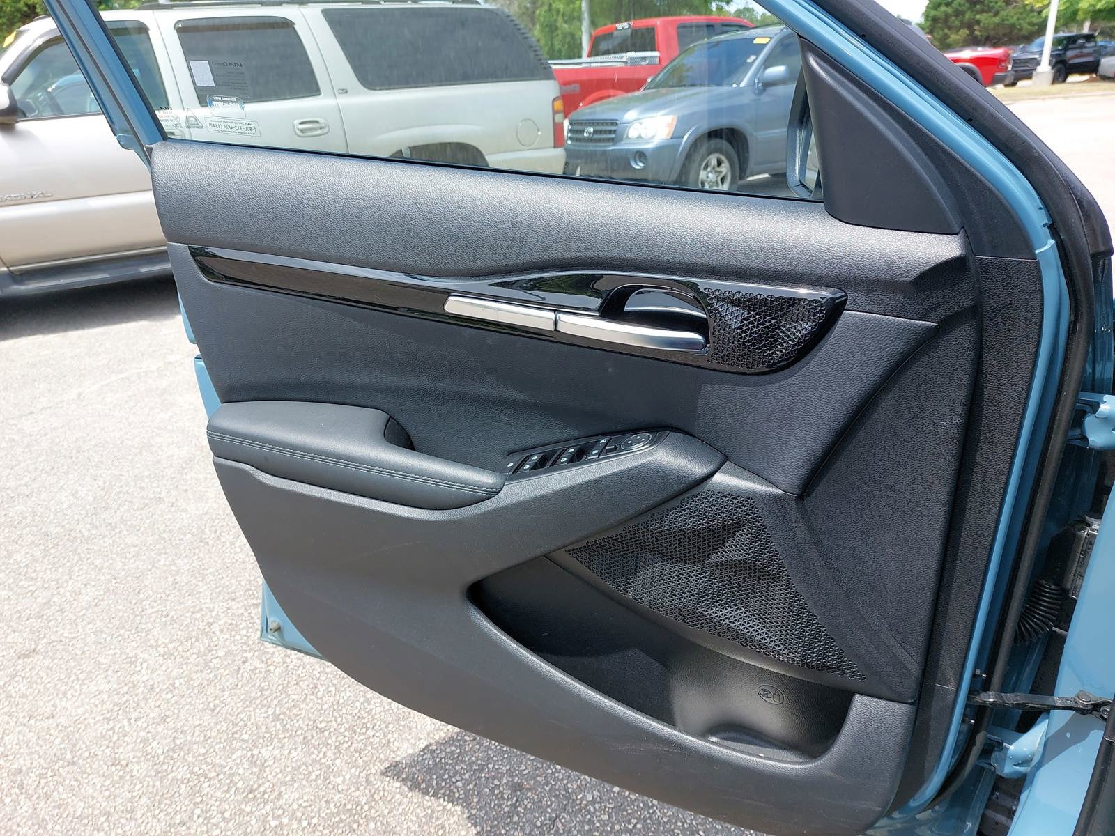 Used 2024 Kia Seltos EX FWD image 25