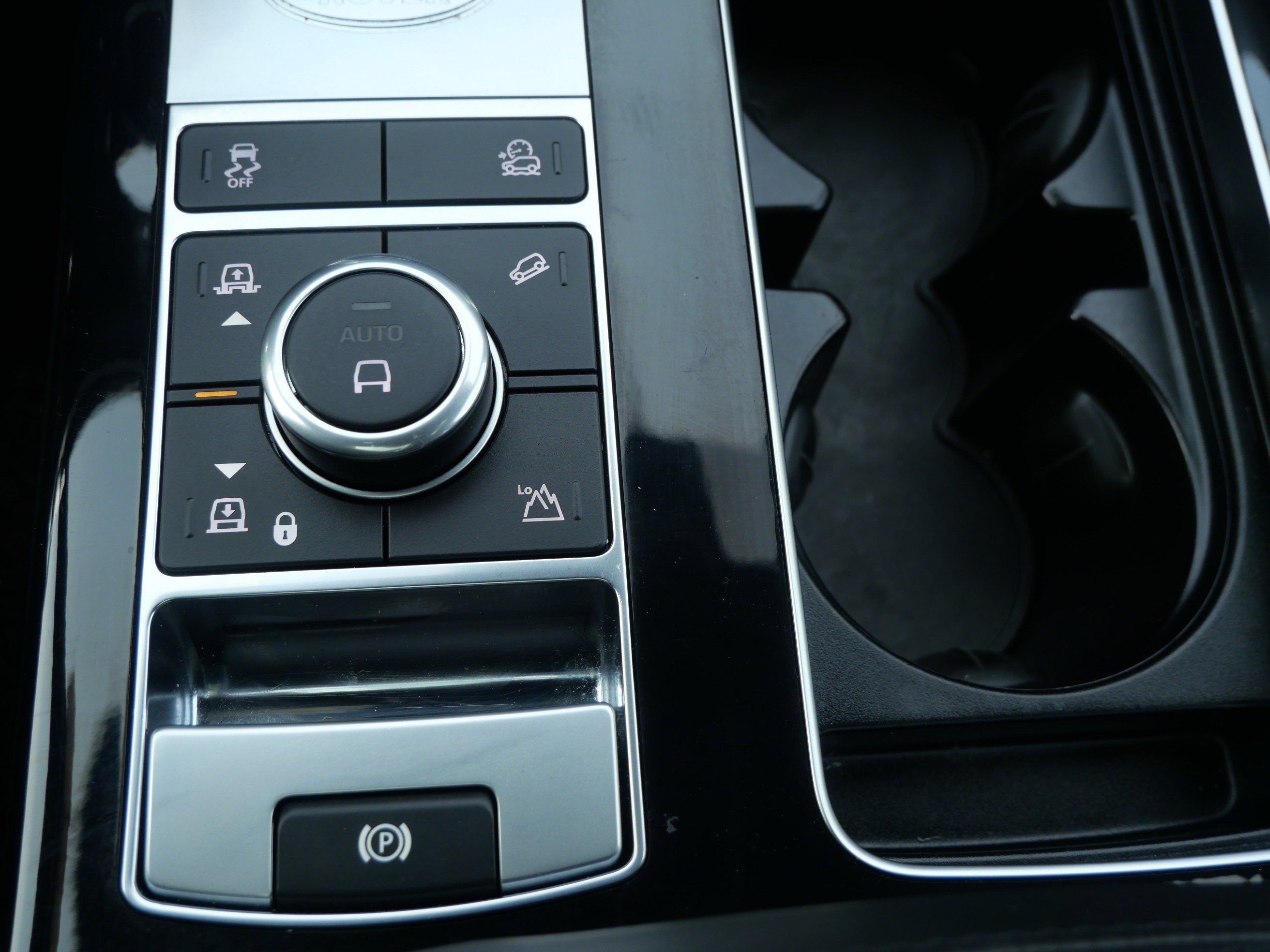 Used 2021 Land Rover Range Rover P525 Westminster Edition LWB image 22