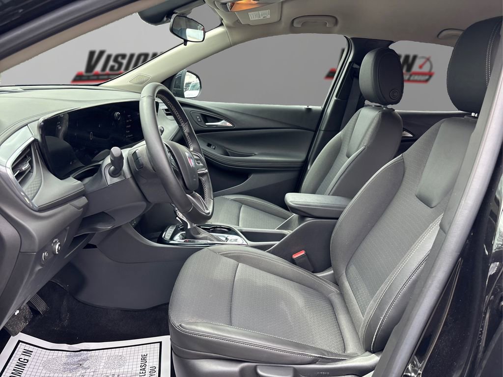Used 2024 Buick Encore GX Preferred image 9