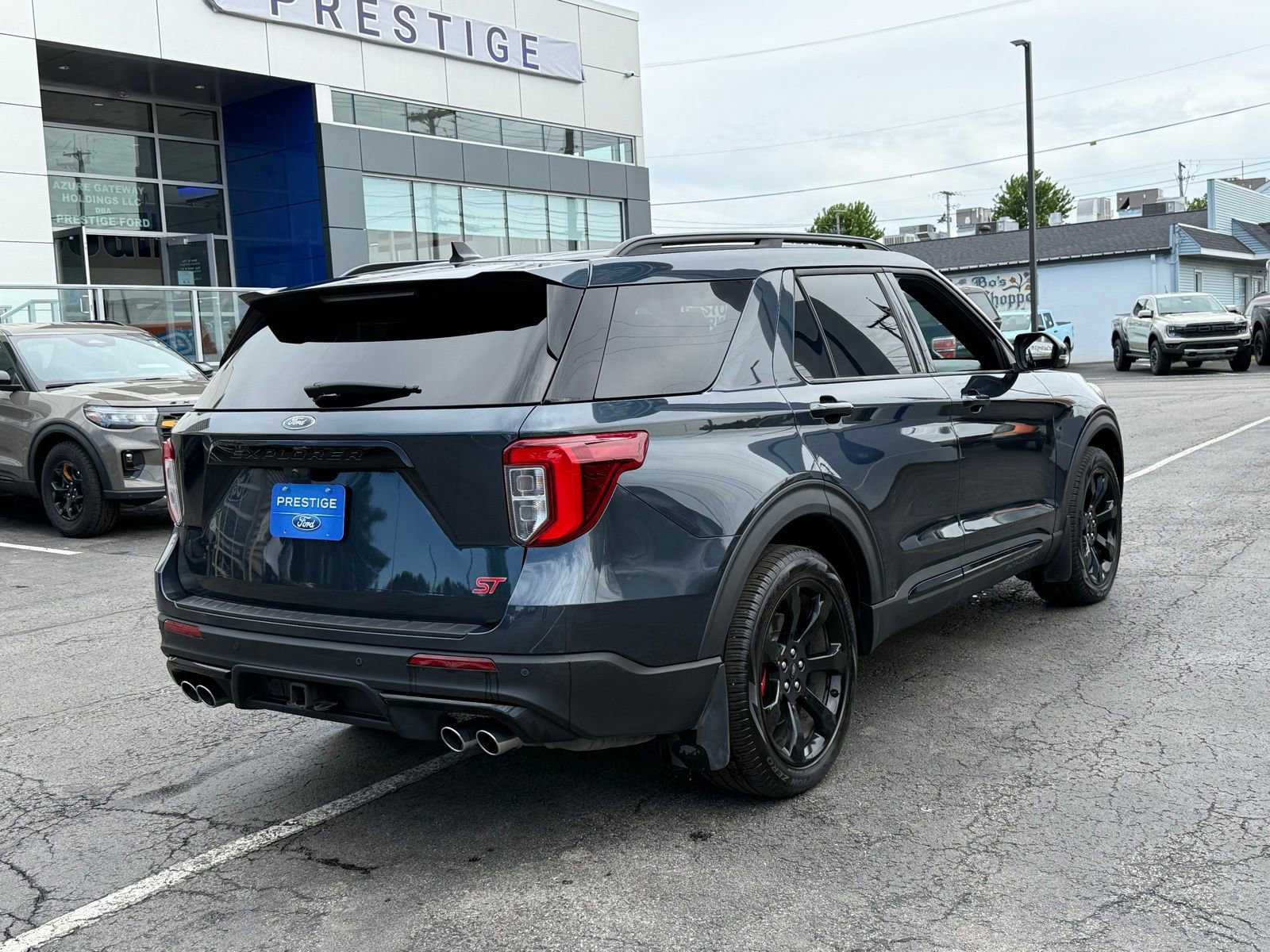 Used 2023 Ford Explorer ST w/ Equipment Group 401A AWD/4WD image 16