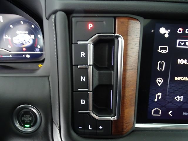 Used 2023 GMC Yukon Denali Ultimate image 14