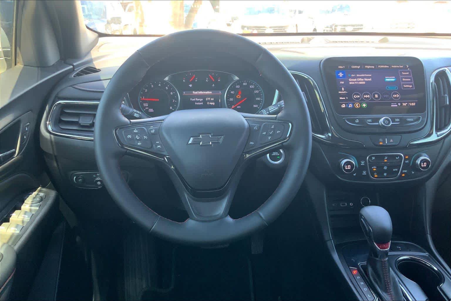 Used 2024 Chevrolet Equinox RS w/ RS Leather Package FWD image 6
