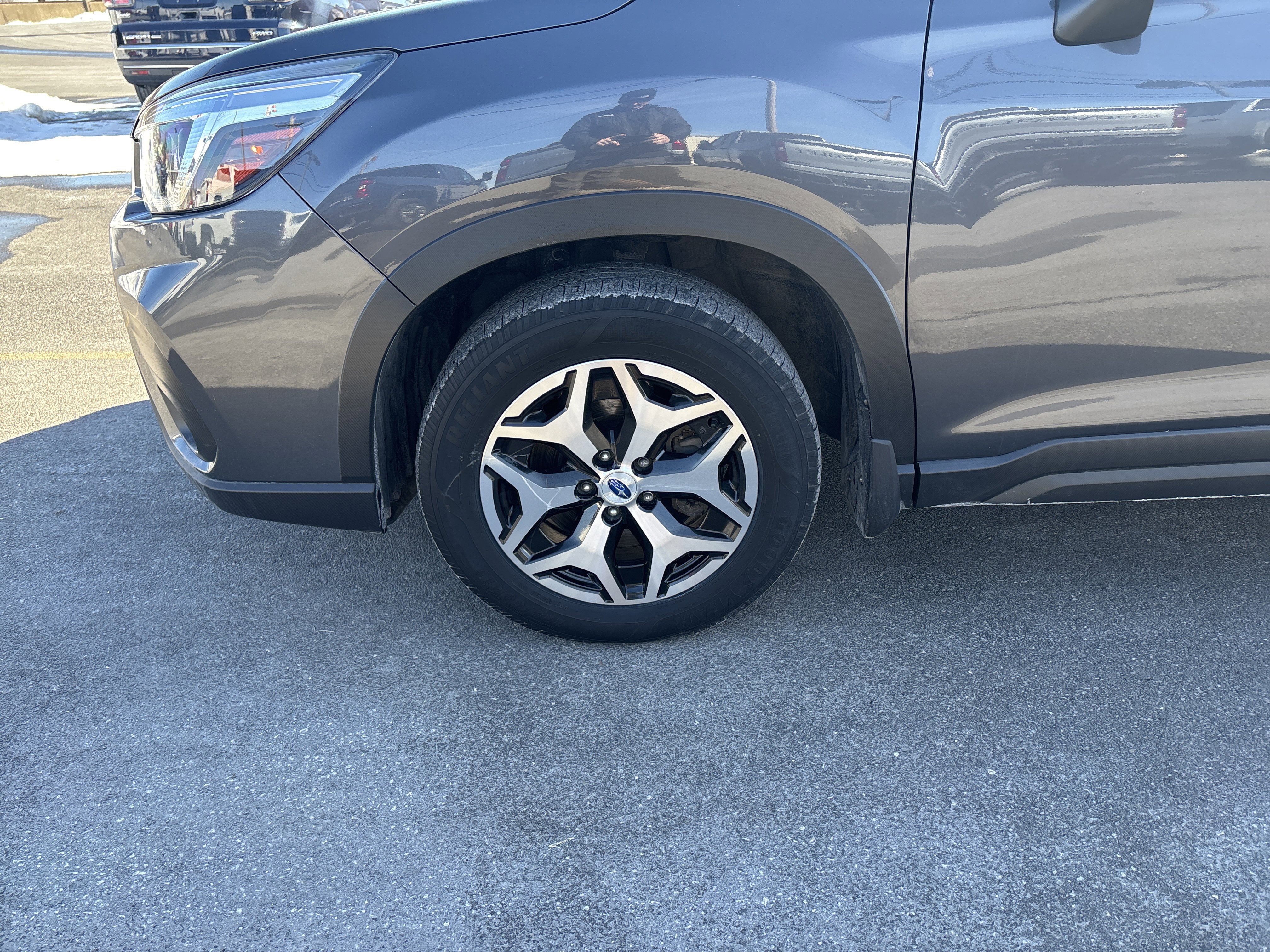 Used 2020 Subaru Forester Premium image 11