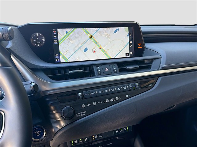 Used 2019 Lexus ES 300h image 27