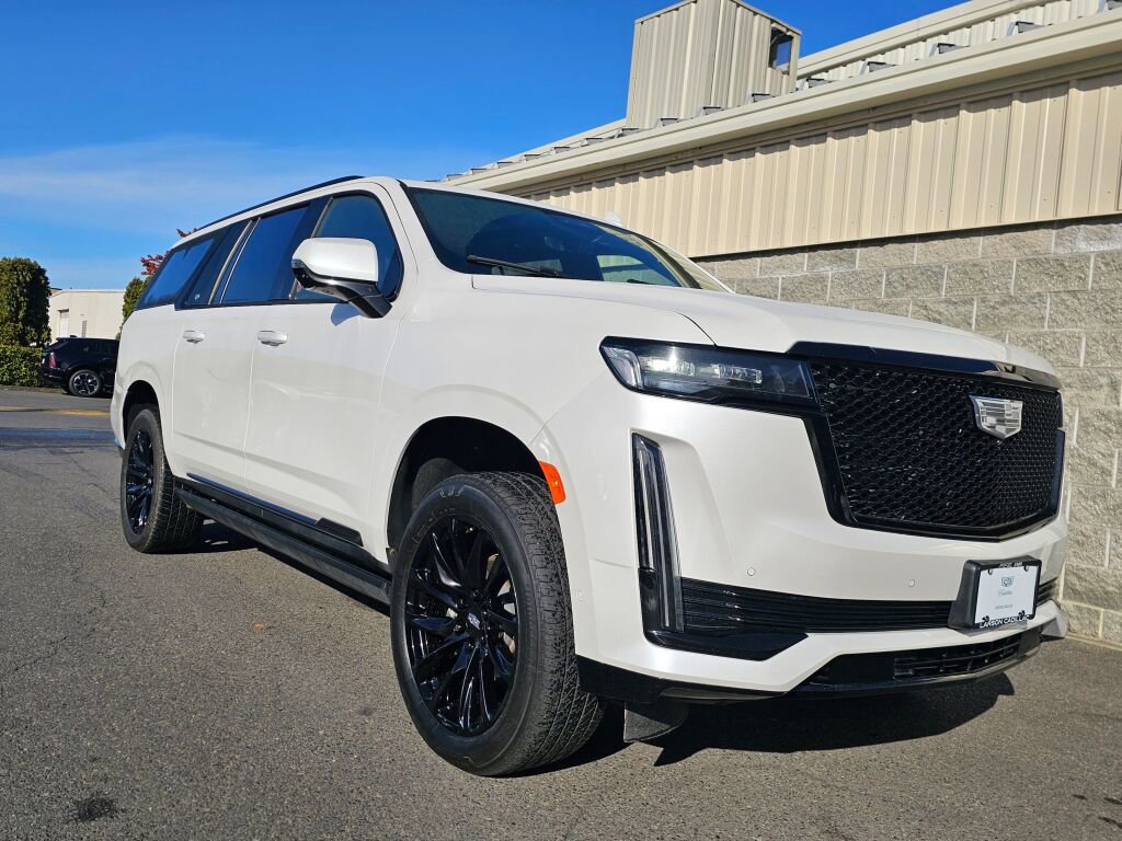 Certified 2023 Cadillac Escalade ESV Sport Platinum image 14