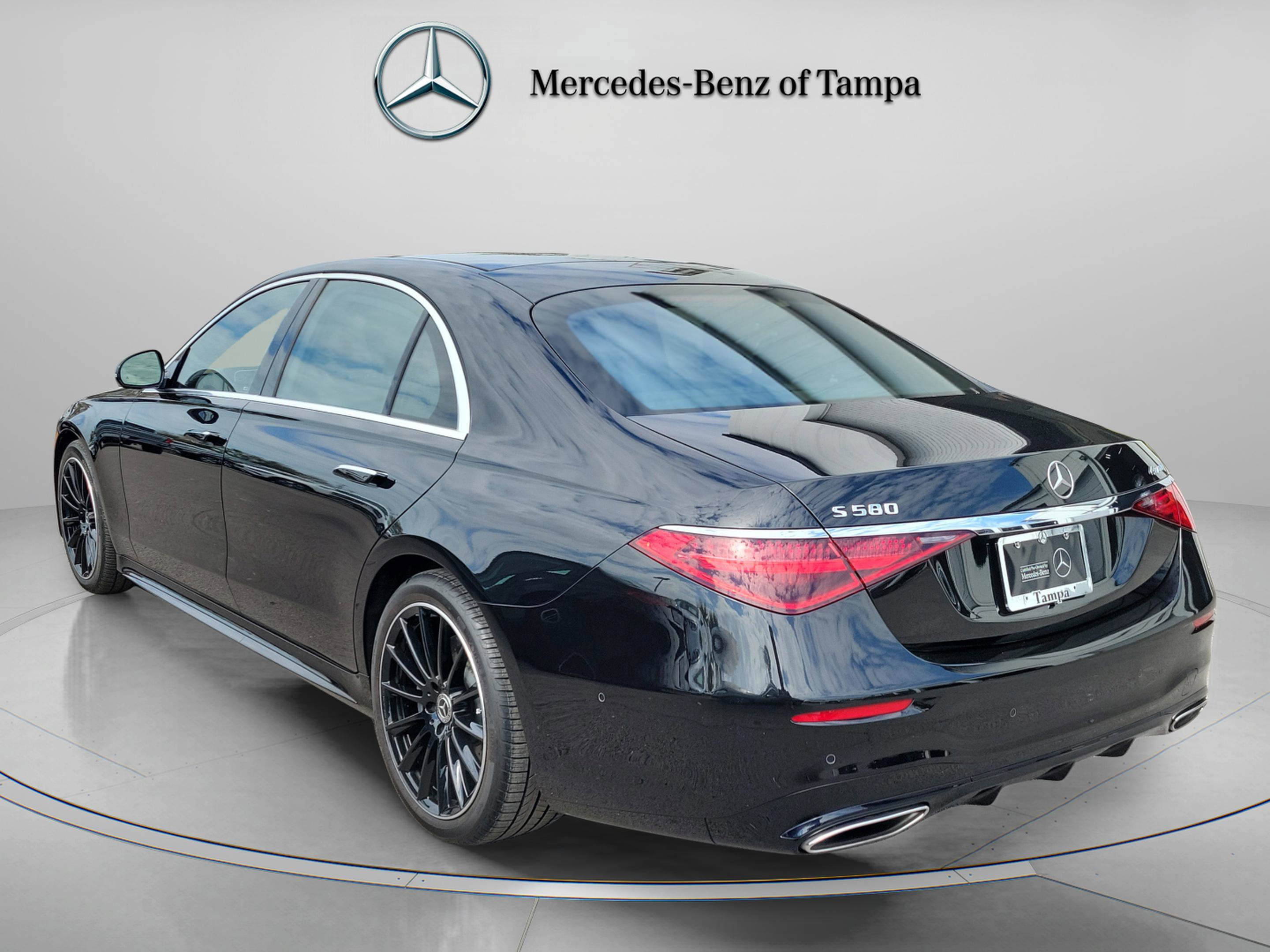Certified 2022 Mercedes-Benz S 580 4MATIC Sedan image 3