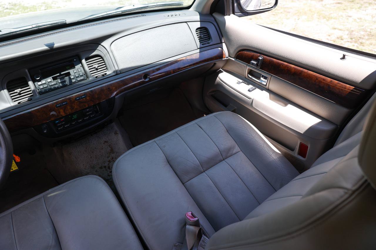 Used 2009 Mercury Grand Marquis LS RWD image 21