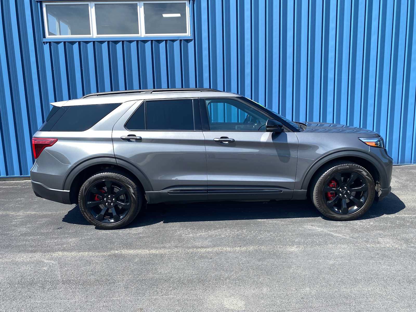 Used 2023 Ford Explorer ST w/ Equipment Group 401A AWD/4WD image 15