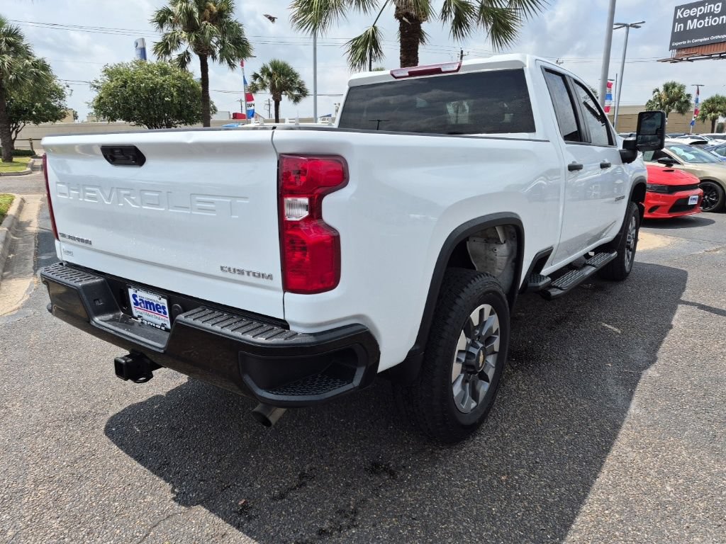 Used 2024 Chevrolet Silverado 2500 Custom w/ Custom Convenience Package RWD image 5