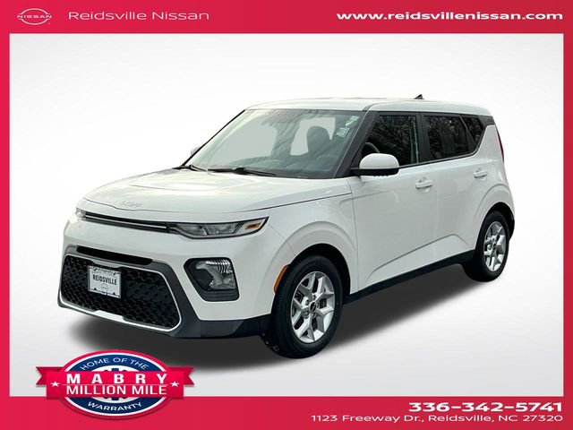 Used 2022 Kia Soul LX w/ Technology Package