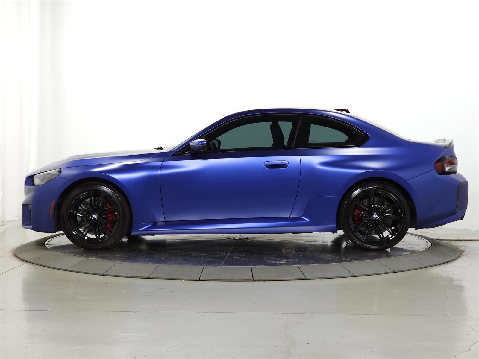 Used 2025 BMW M2 w/ Lighting Package RWD image 5