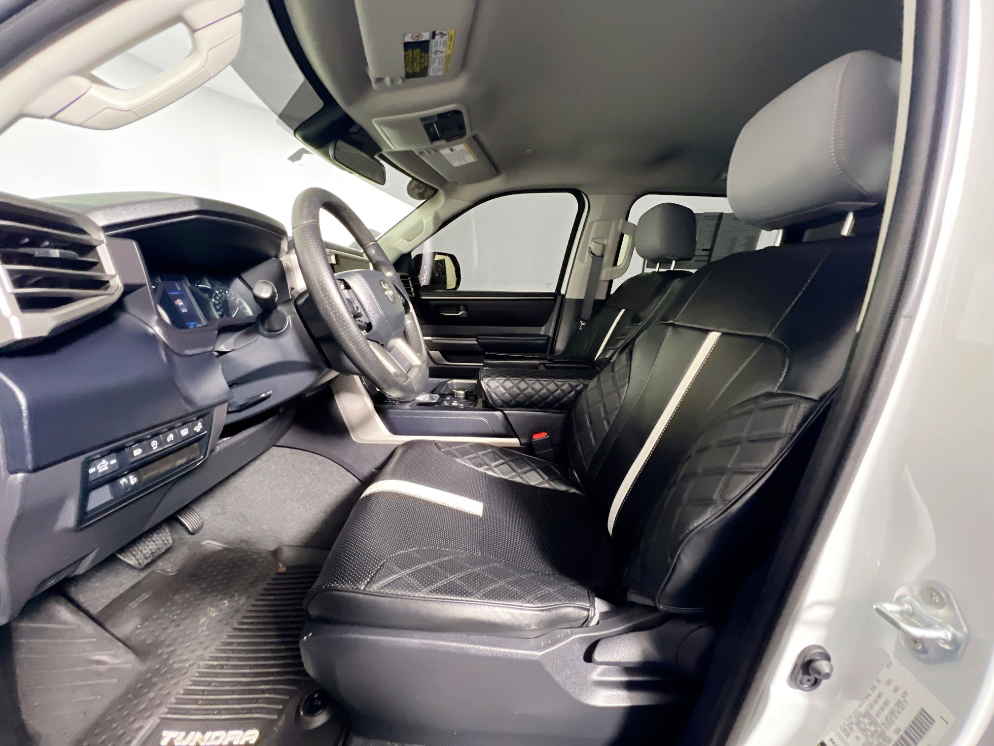 Used 2024 Toyota Tundra SR5 w/ SR5 Convenience Package image 14