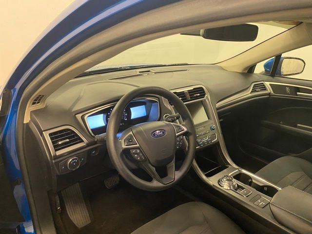 Used 2020 Ford Fusion SE image 5