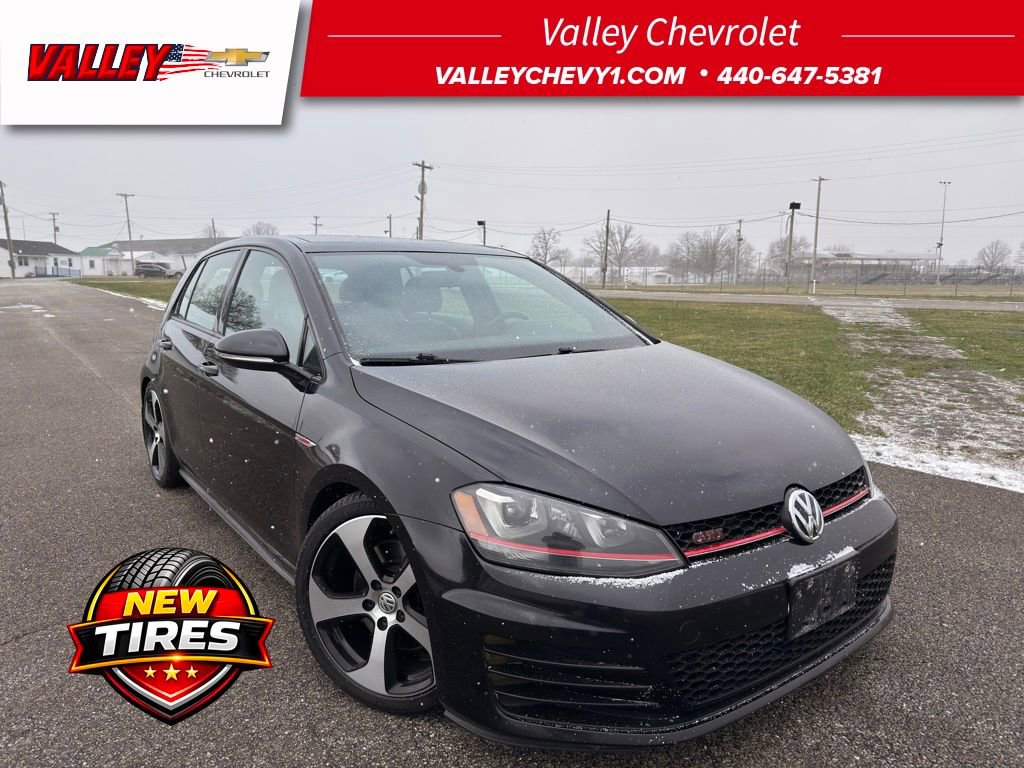 Used 2016 Volkswagen GTI SE FWD image 1