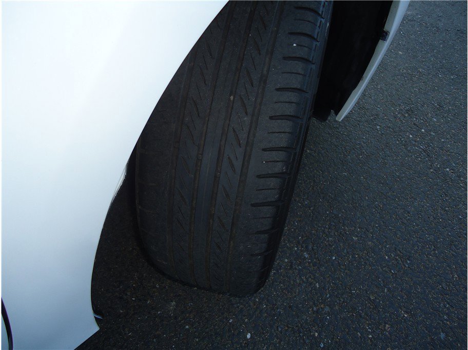 Used 2015 Toyota Corolla LE FWD image 26