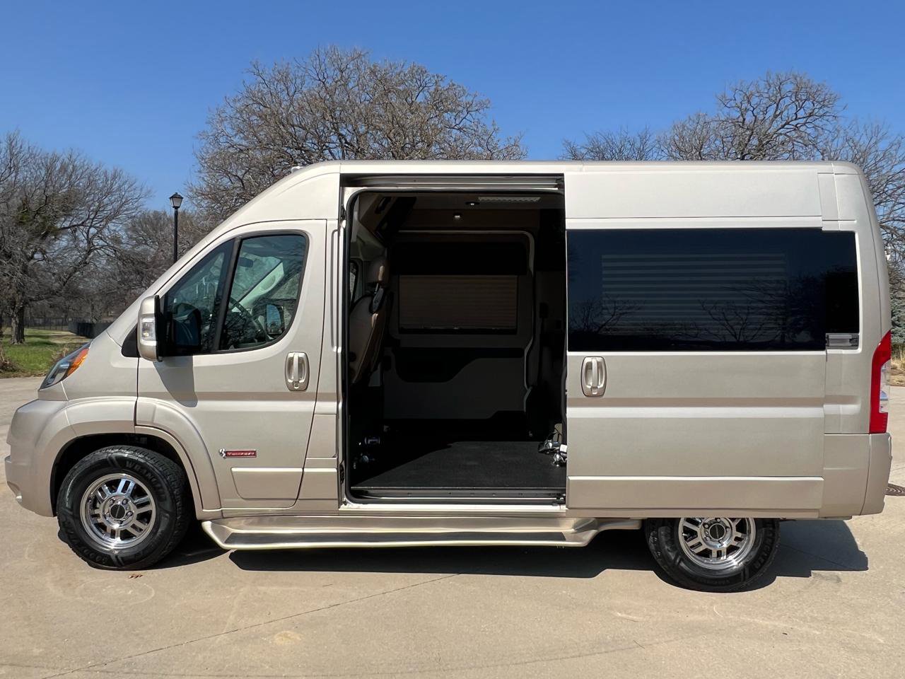 Used 2020 RAM ProMaster 2500 w/ RV Ready Prep Package image 12