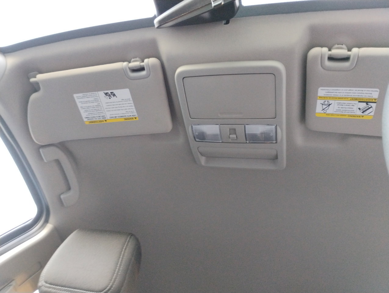 Used 2025 Nissan Frontier SV w/ SV Convenience Package image 19