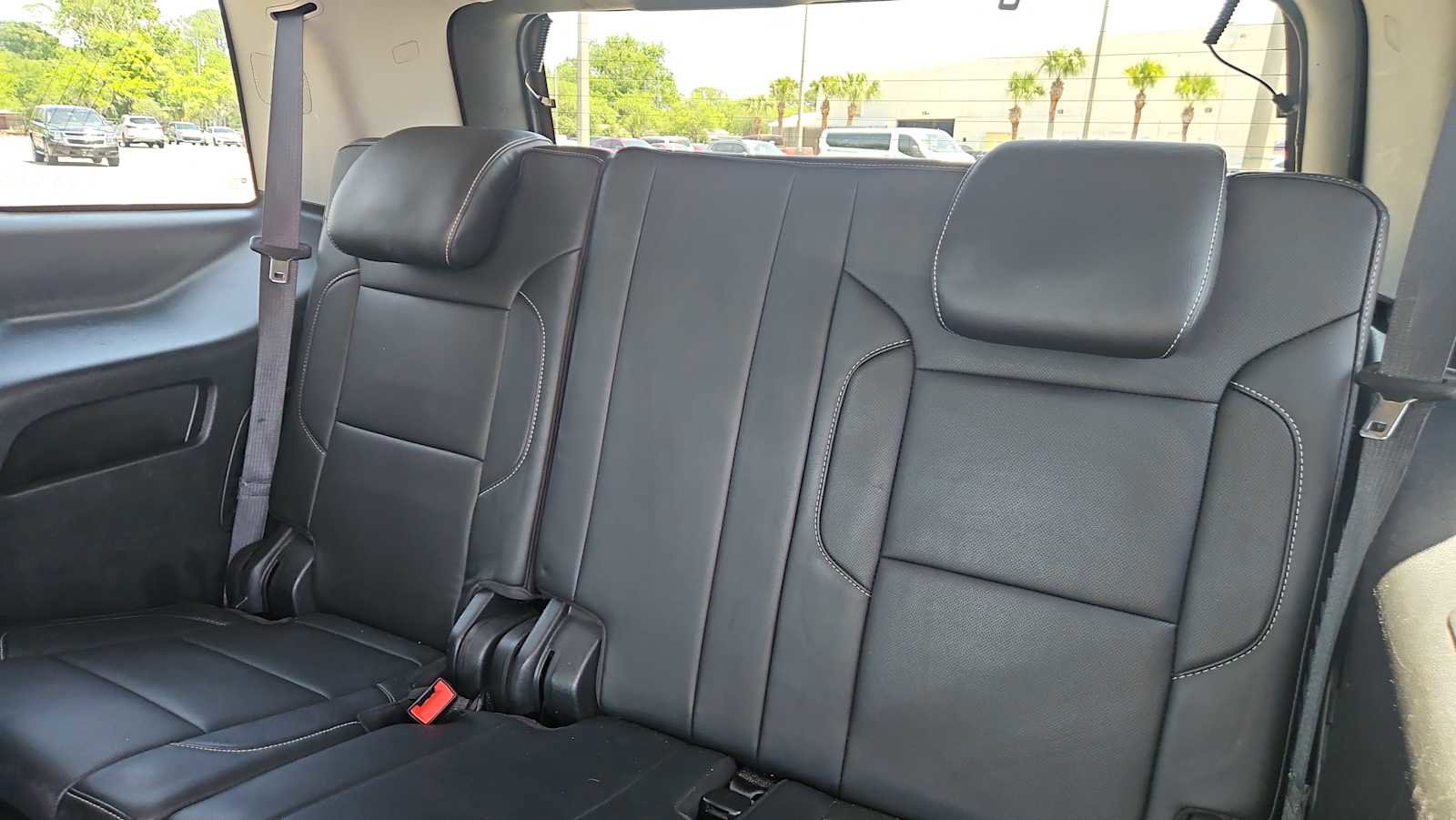 Used 2019 GMC Yukon SLT w/ Open Road Package AWD/4WD image 27