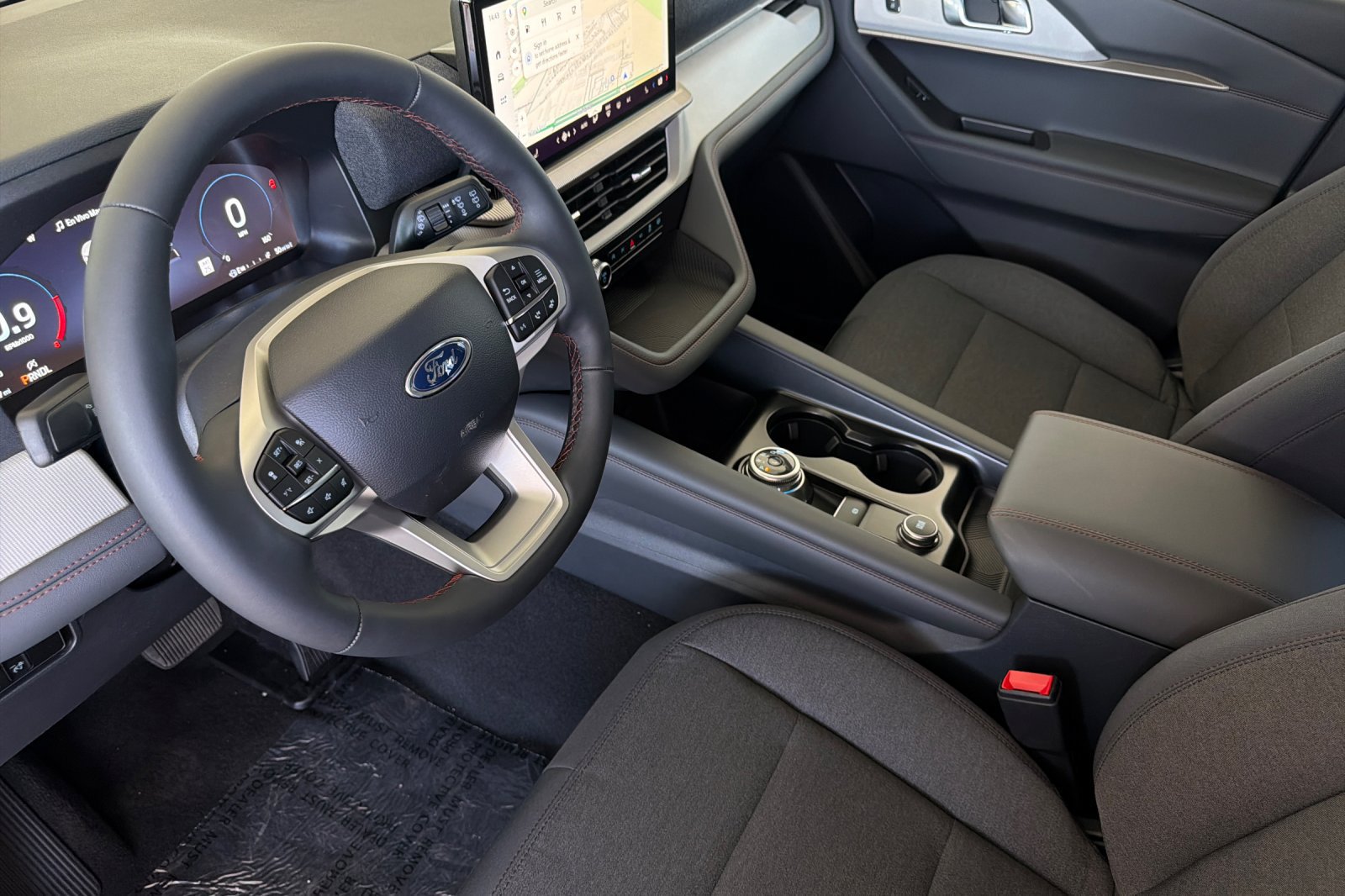 New 2026 Ford Explorer Active RWD image 10