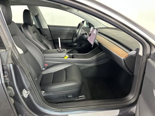 Used 2018 Tesla Model 3 Mid Range image 27