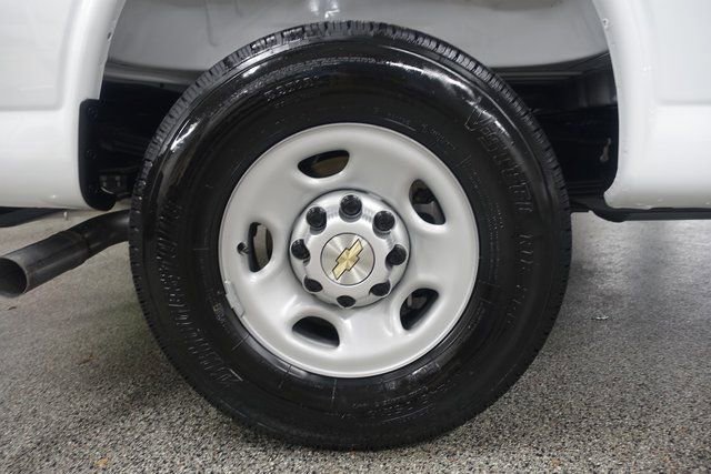 New 2025 Chevrolet Express 3500 Extended w/ Driver Convenience Package image 19