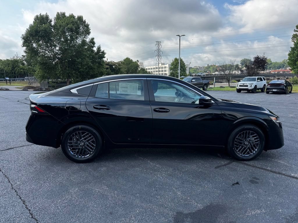 New 2026 Nissan Sentra SV w/ SV Convenience Package FWD image 9