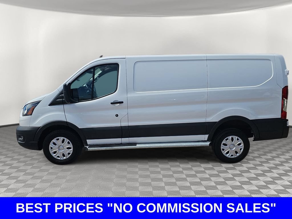 Used 2025 Ford Transit 250 Low Roof RWD image 6