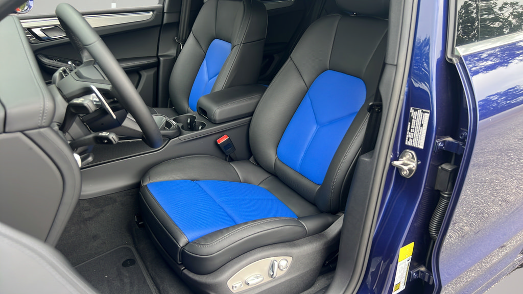 New 2026 Porsche Macan S AWD/4WD image 14