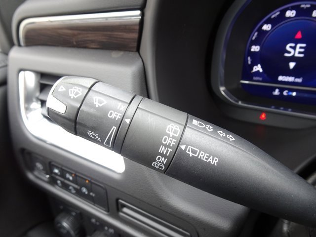 Used 2023 Chevrolet Suburban Z71 w/ Max Trailering Package image 29