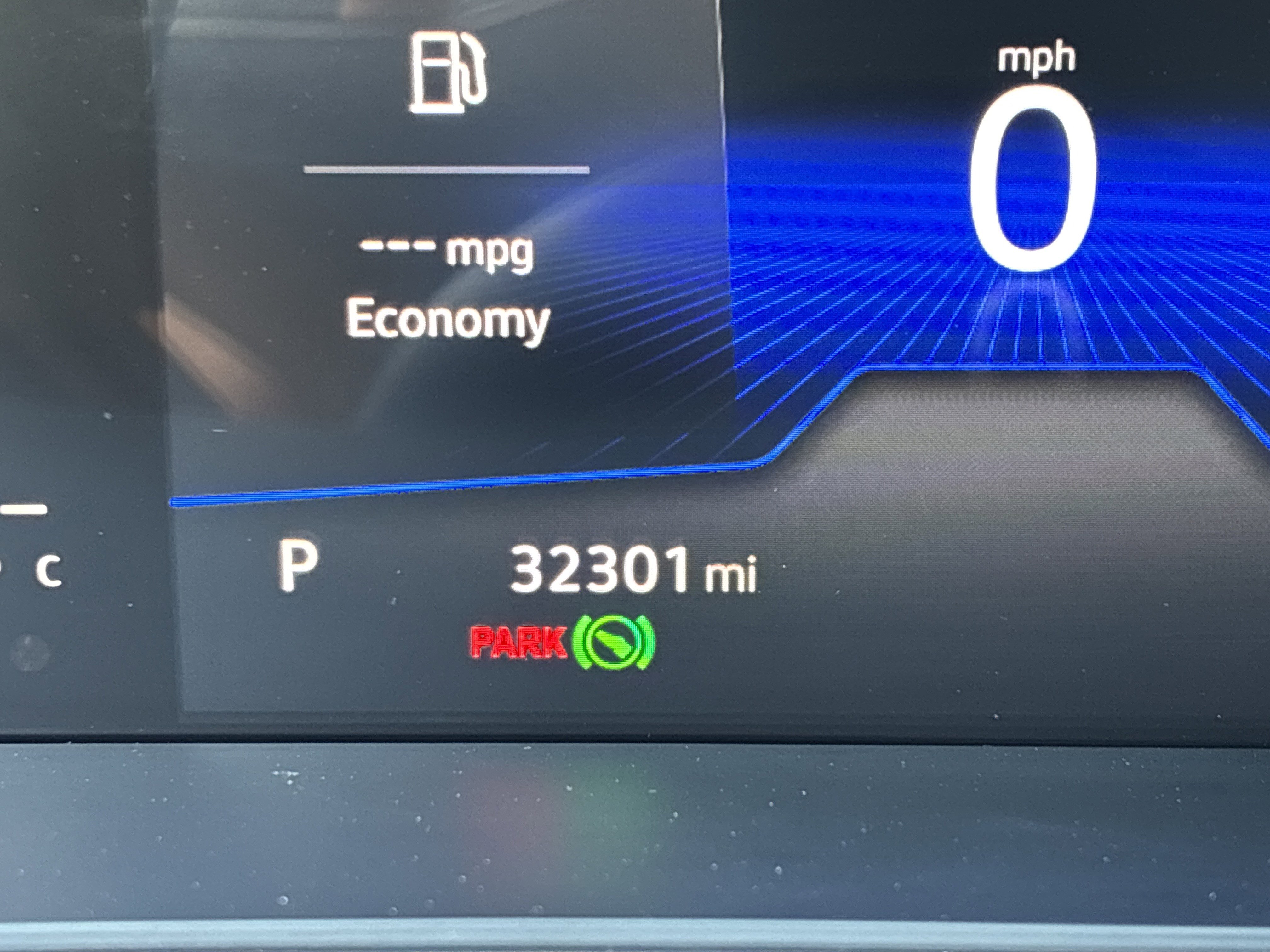 Certified 2023 Volkswagen Tiguan SE image 29