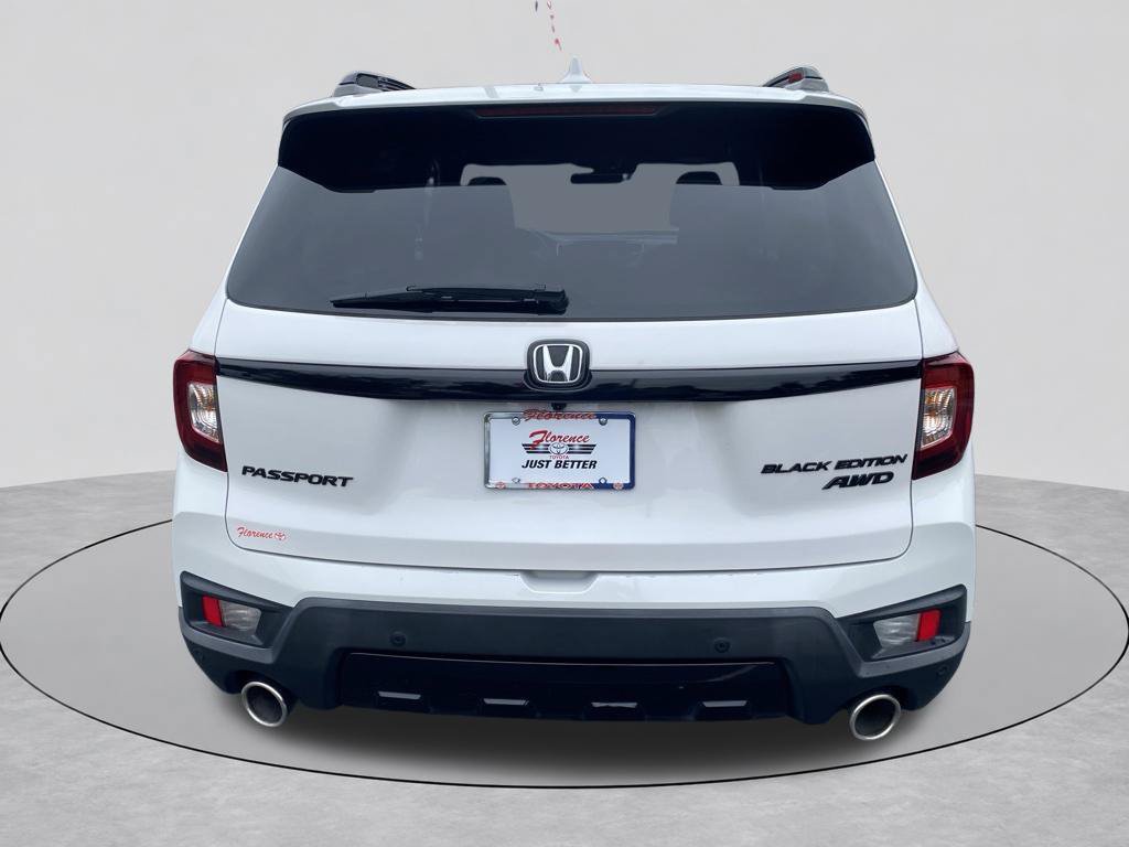 Used 2024 Honda Passport Black Edition image 14