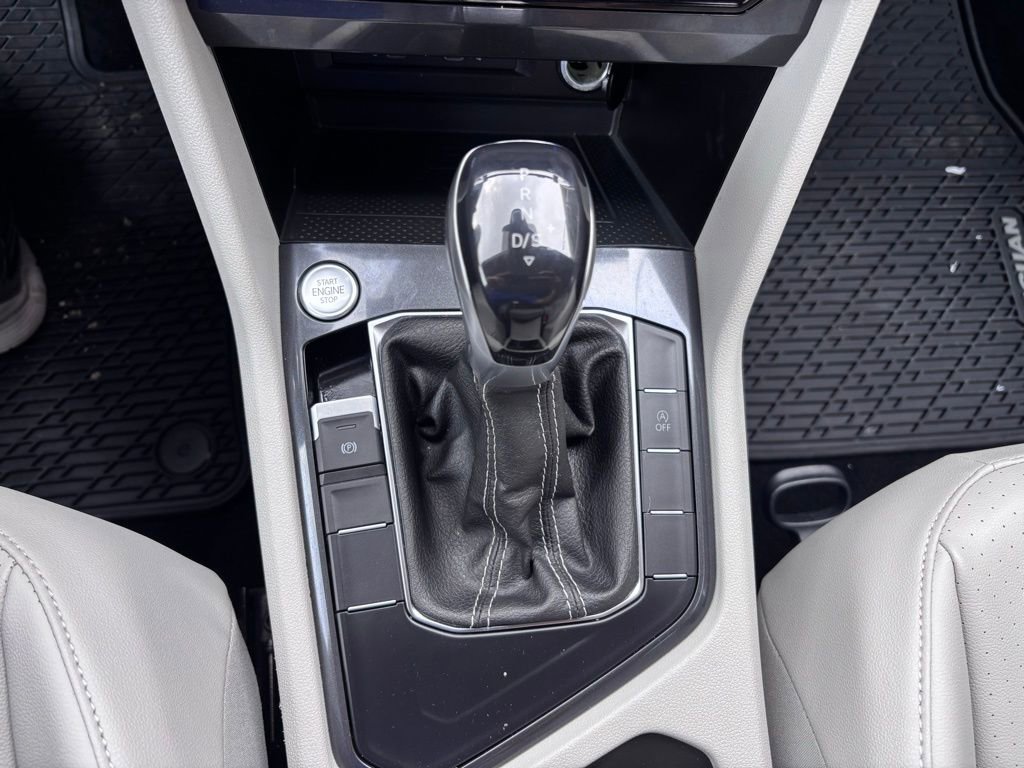 Used 2022 Volkswagen Tiguan SE image 25