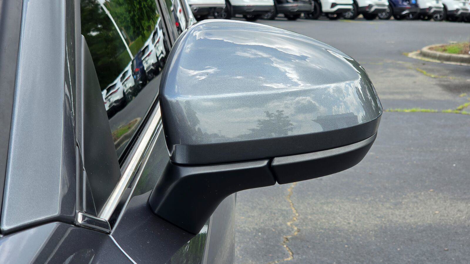 Certified 2025 Volkswagen Taos SEL AWD/4WD image 13
