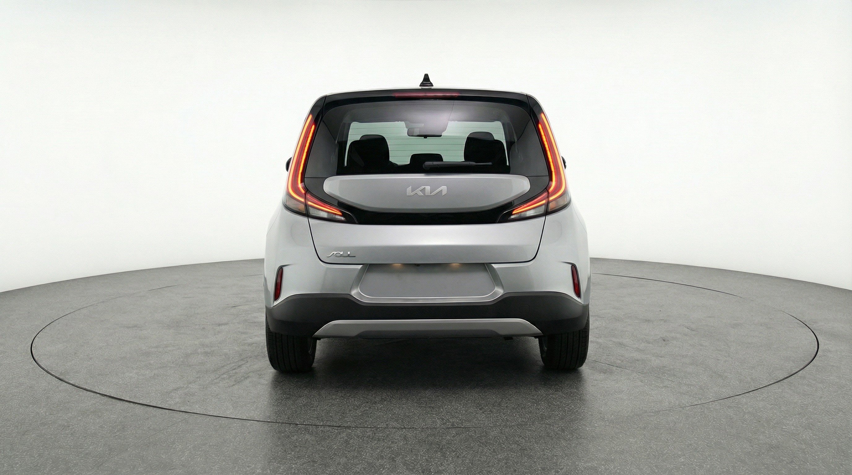 Used 2025 Kia Soul LX w/ LX Technology Package image 7