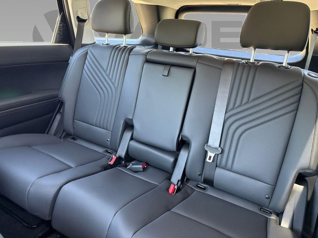 New 2026 Hyundai Palisade SEL Premium FWD image 35