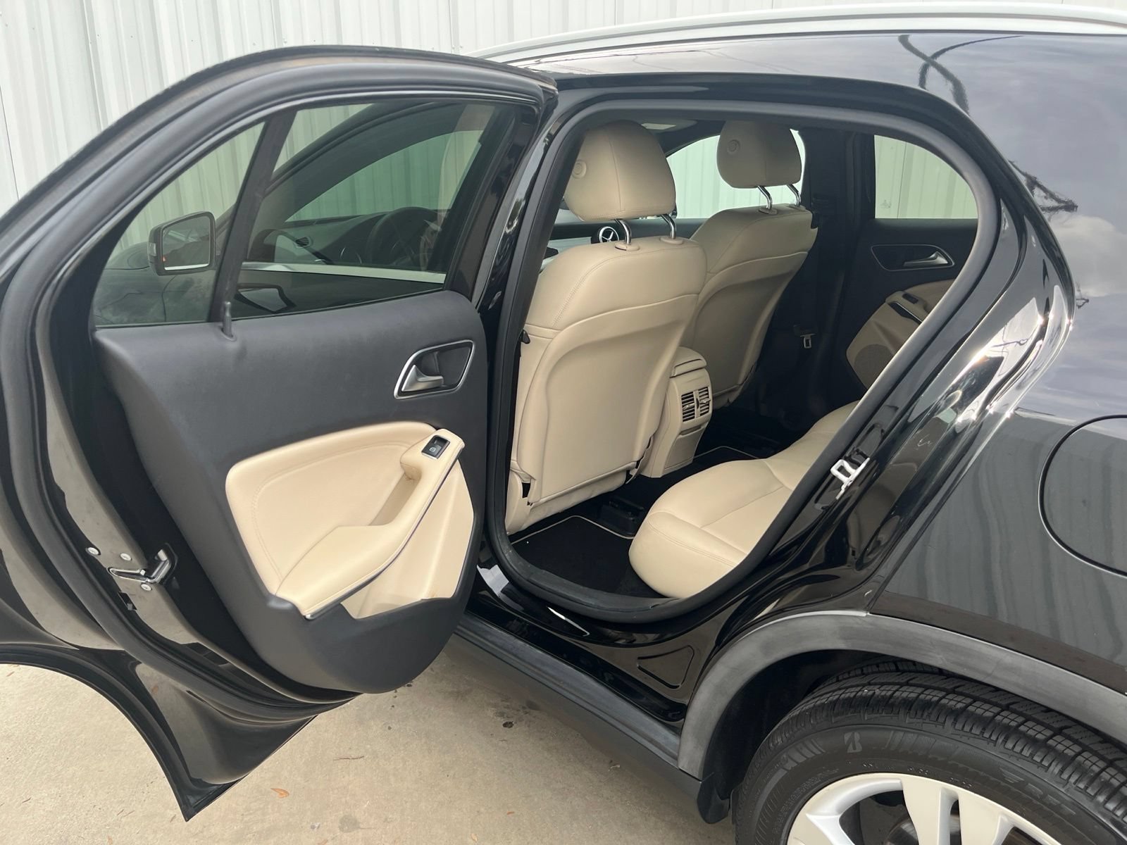 Used 2016 Mercedes-Benz GLA 250 image 12