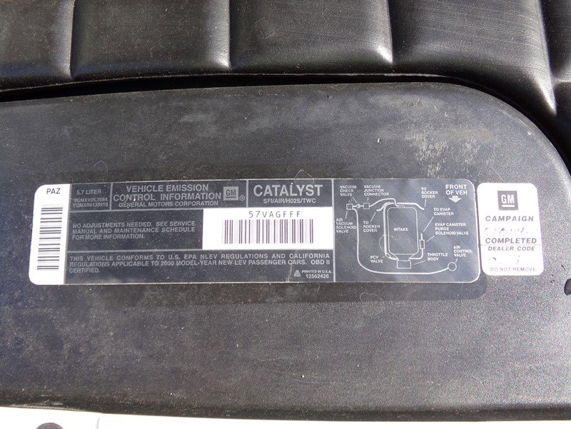 Used 2000 Chevrolet Corvette Coupe w/ Roof Pkg RWD image 51
