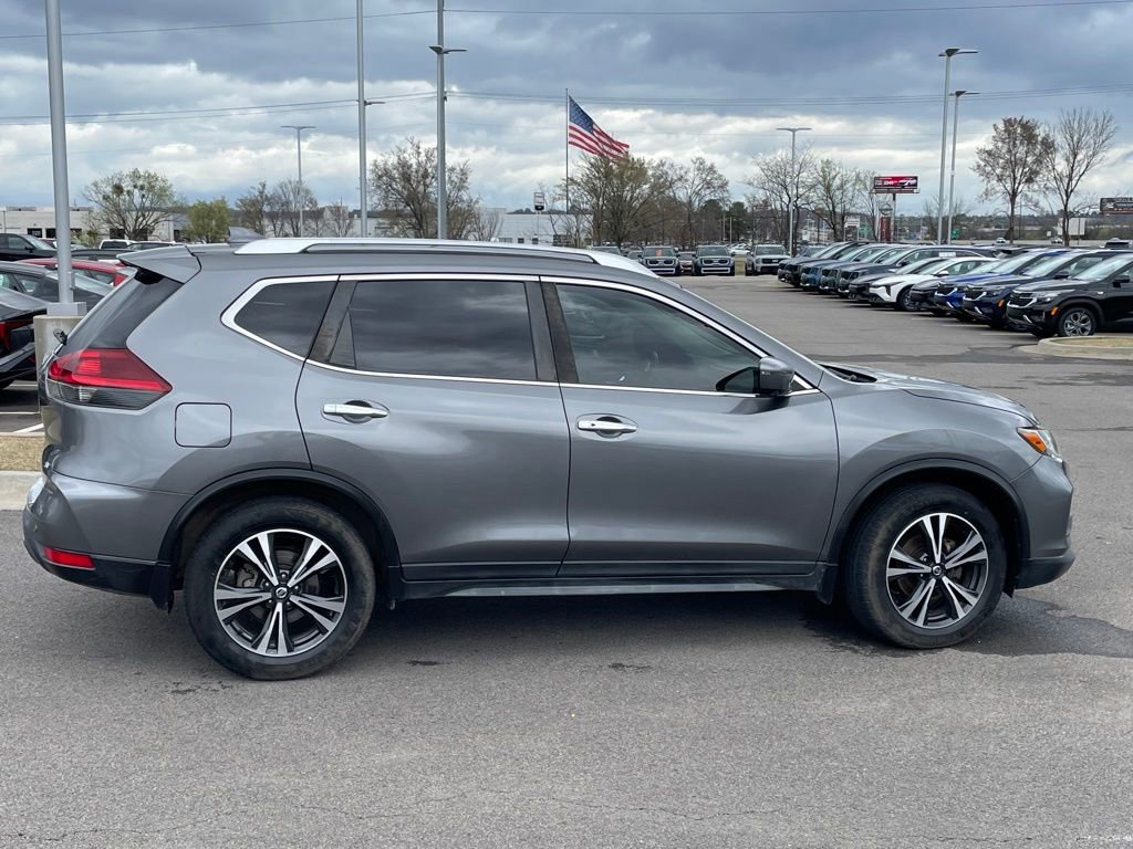 Used 2019 Nissan Rogue SV w/ Premium Package image 8