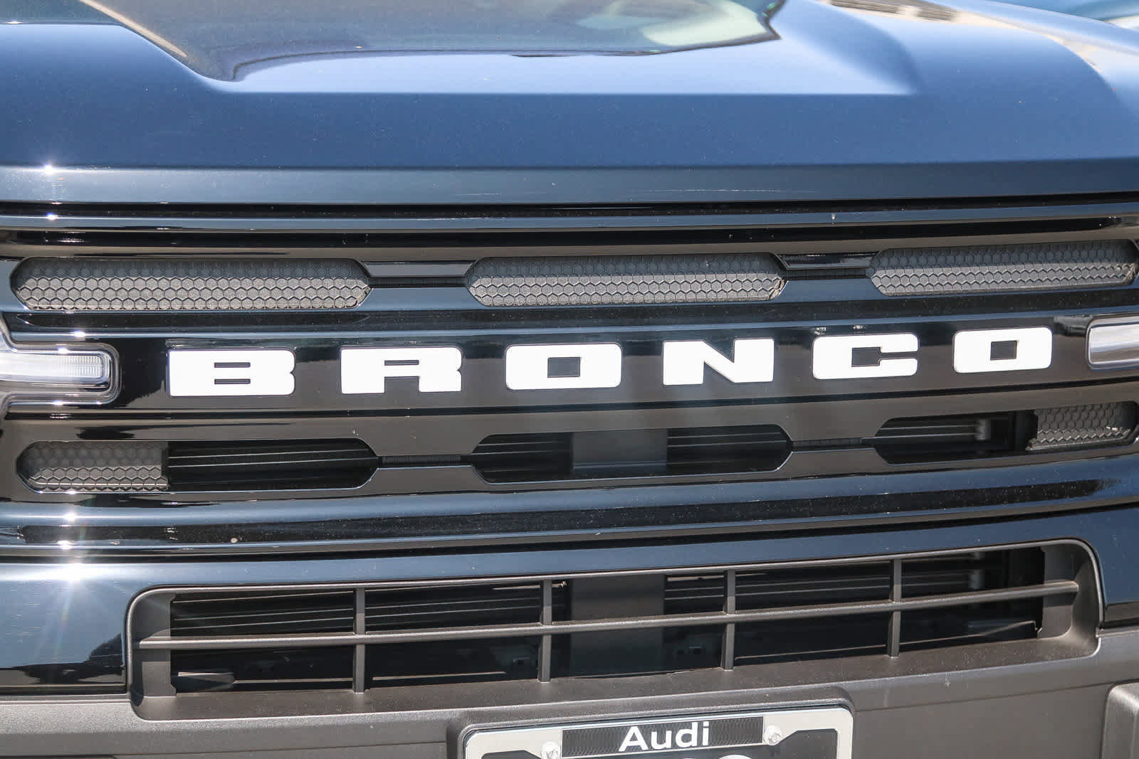 Used 2022 Ford Bronco Sport Outer Banks image 5