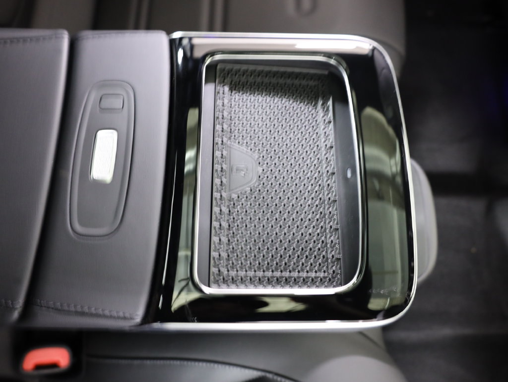 Certified 2025 Mercedes-Benz EQS AMG 4MATIC image 55