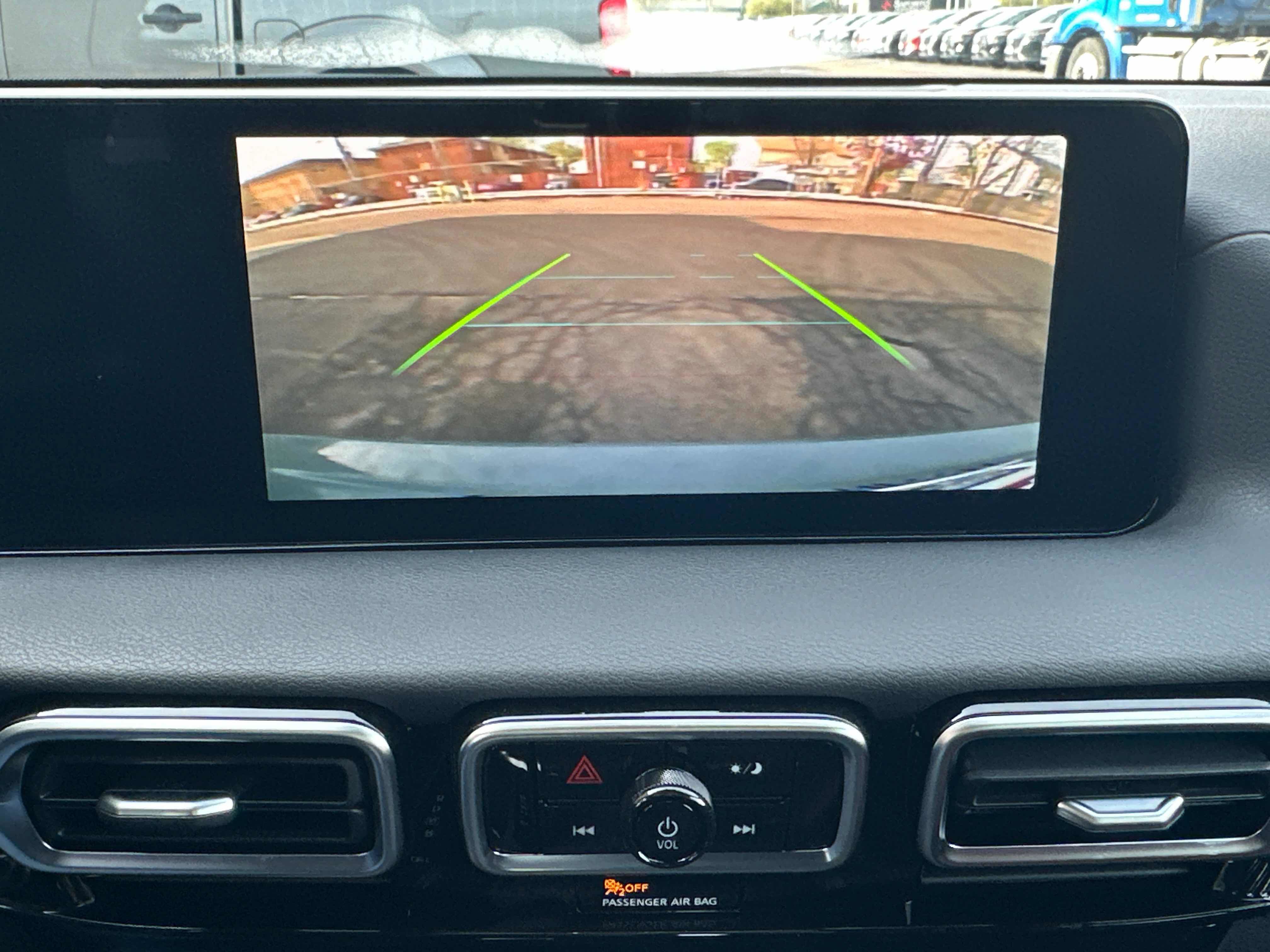 New 2026 Nissan Sentra SR w/ Floor Mat Package FWD image 32