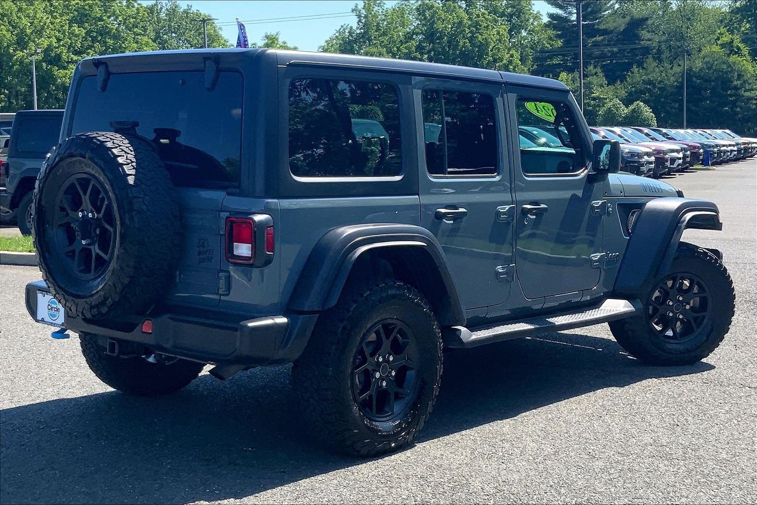 Used 2024 Jeep Wrangler Unlimited AWD/4WD image 12