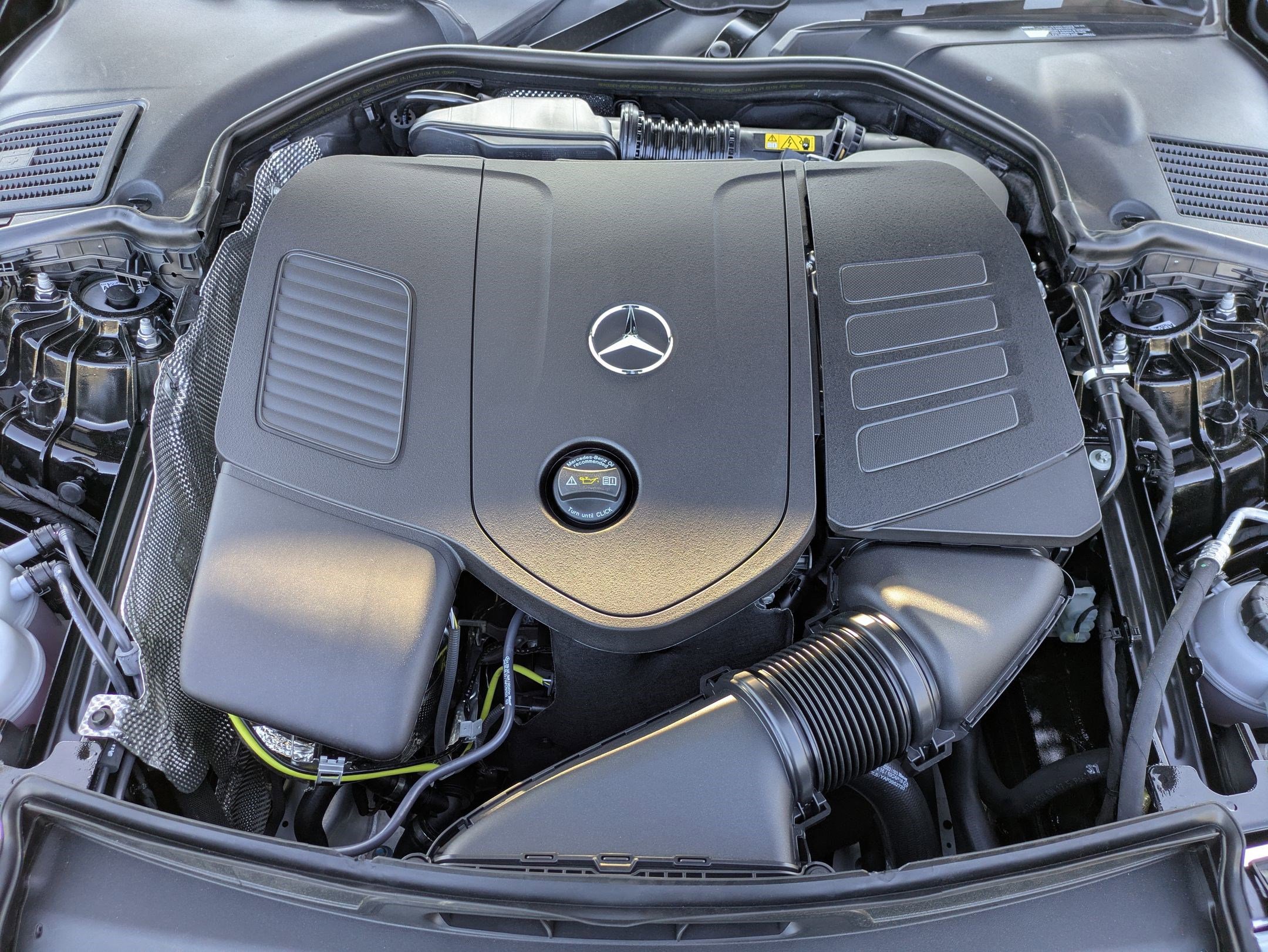 Used 2025 Mercedes-Benz C 300 4MATIC Sedan image 33