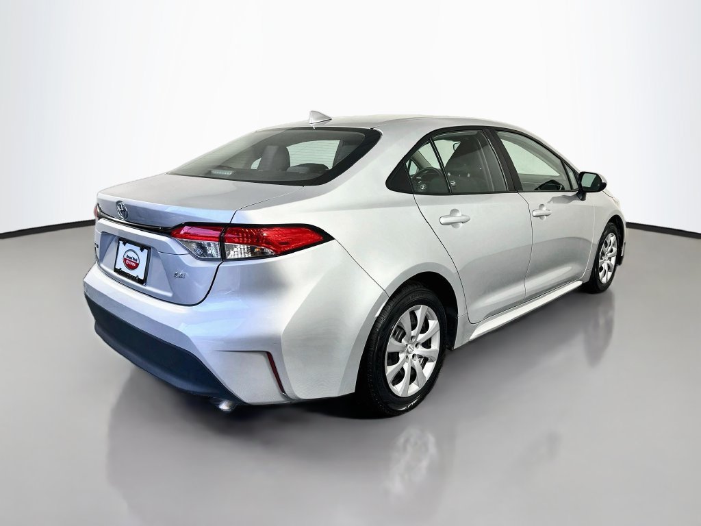 Certified 2024 Toyota Corolla LE FWD image 5