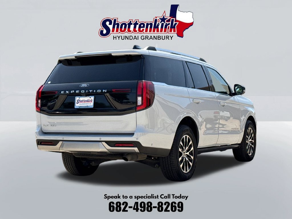 Used 2025 Ford Expedition Platinum AWD/4WD image 6