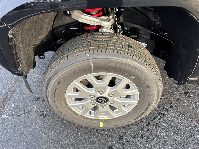 New 2026 Toyota Tacoma SR5 image 33