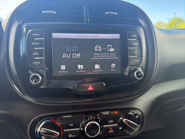 Used 2020 Kia Soul S FWD image 23