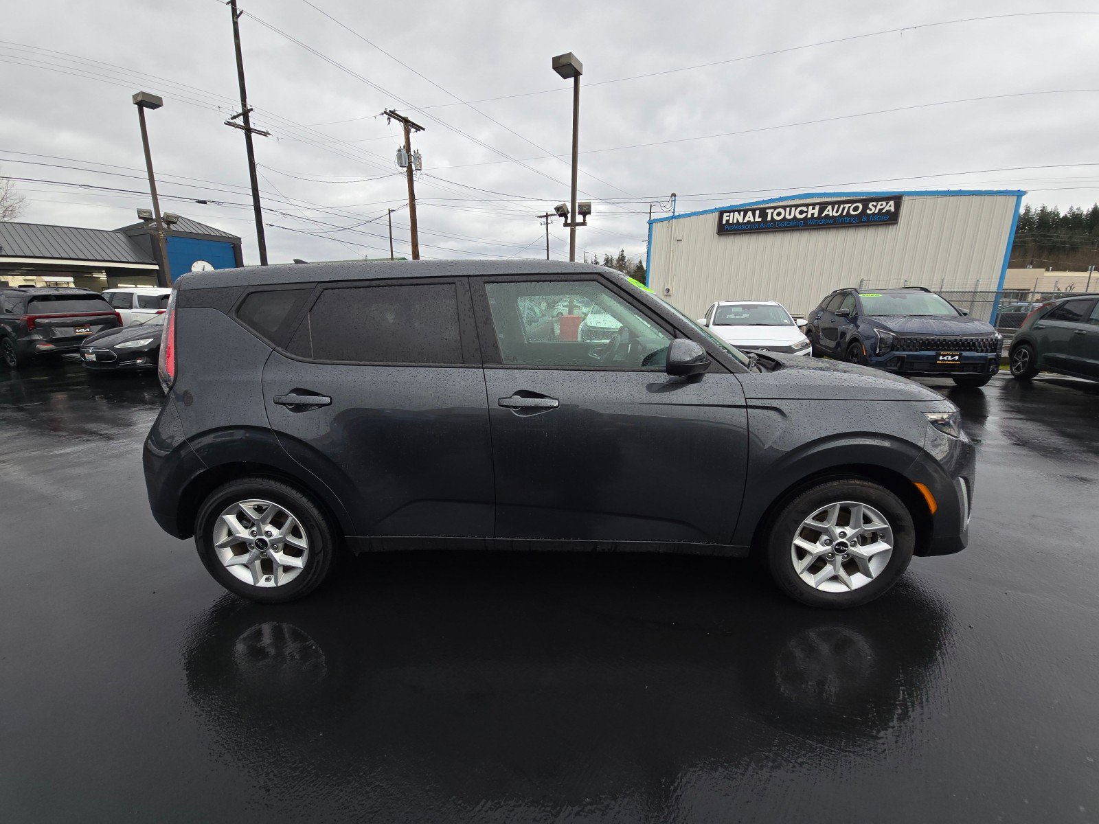 Used 2024 Kia Soul LX w/ Option Group 015 image 2