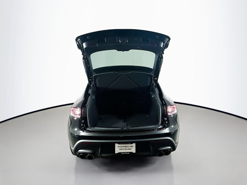 New 2026 Porsche Macan Turbo AWD/4WD image 27
