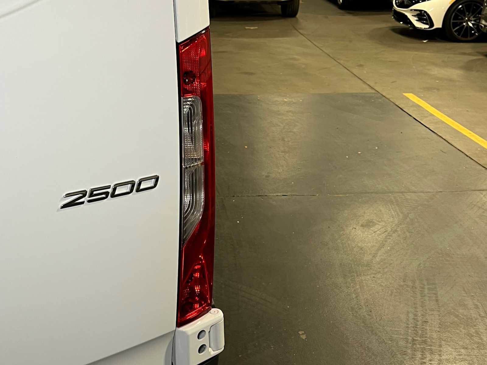 Used 2025 Mercedes-Benz Sprinter 2500 image 16